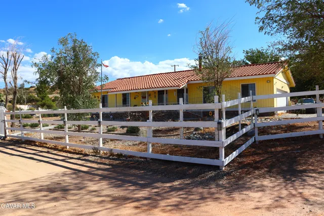 a view of a large building