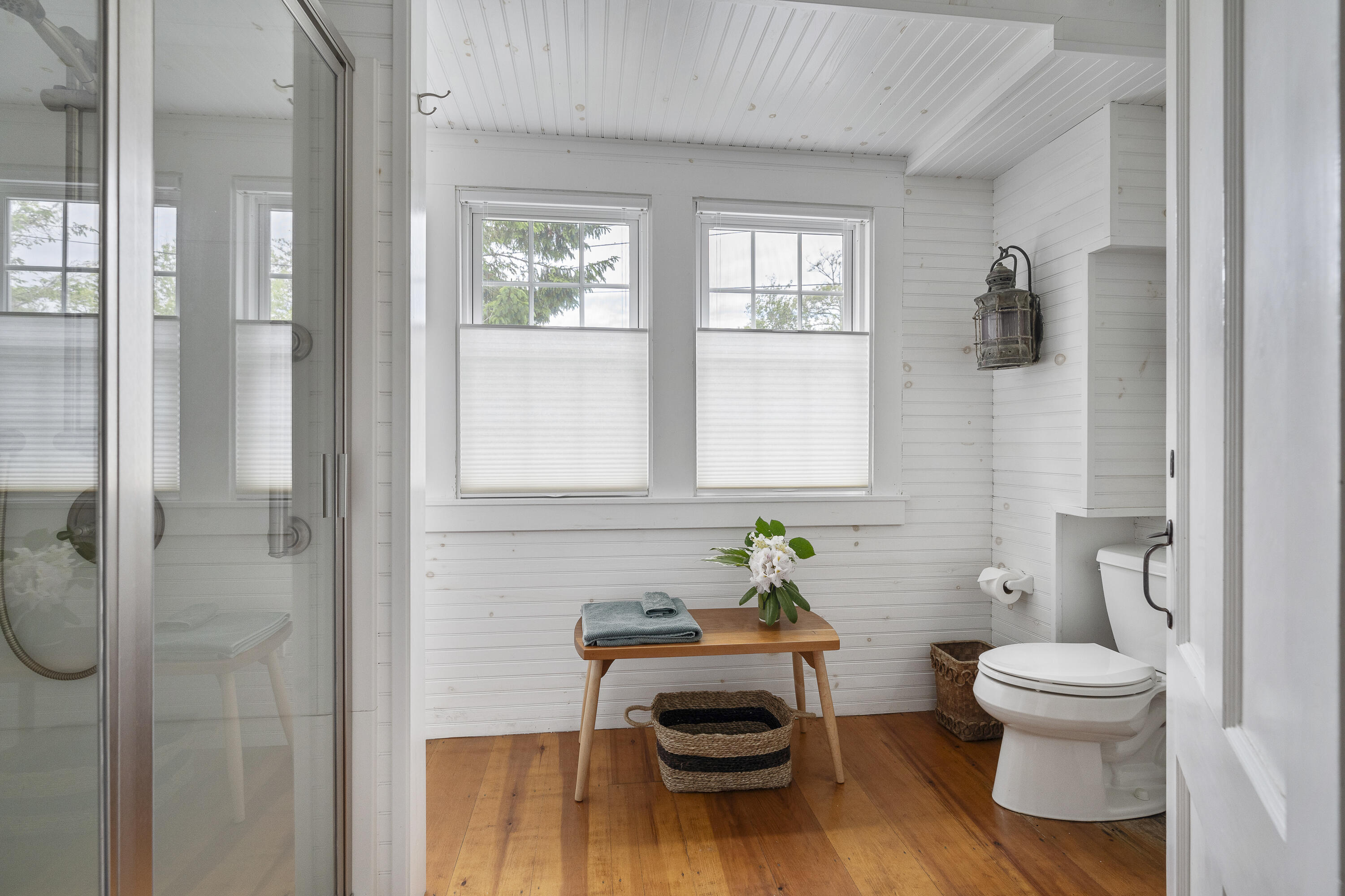 70 Pemaquid Loop Road New Harbor, ME 04554 - Photo 27 of 45 28_1st floor full bath-64