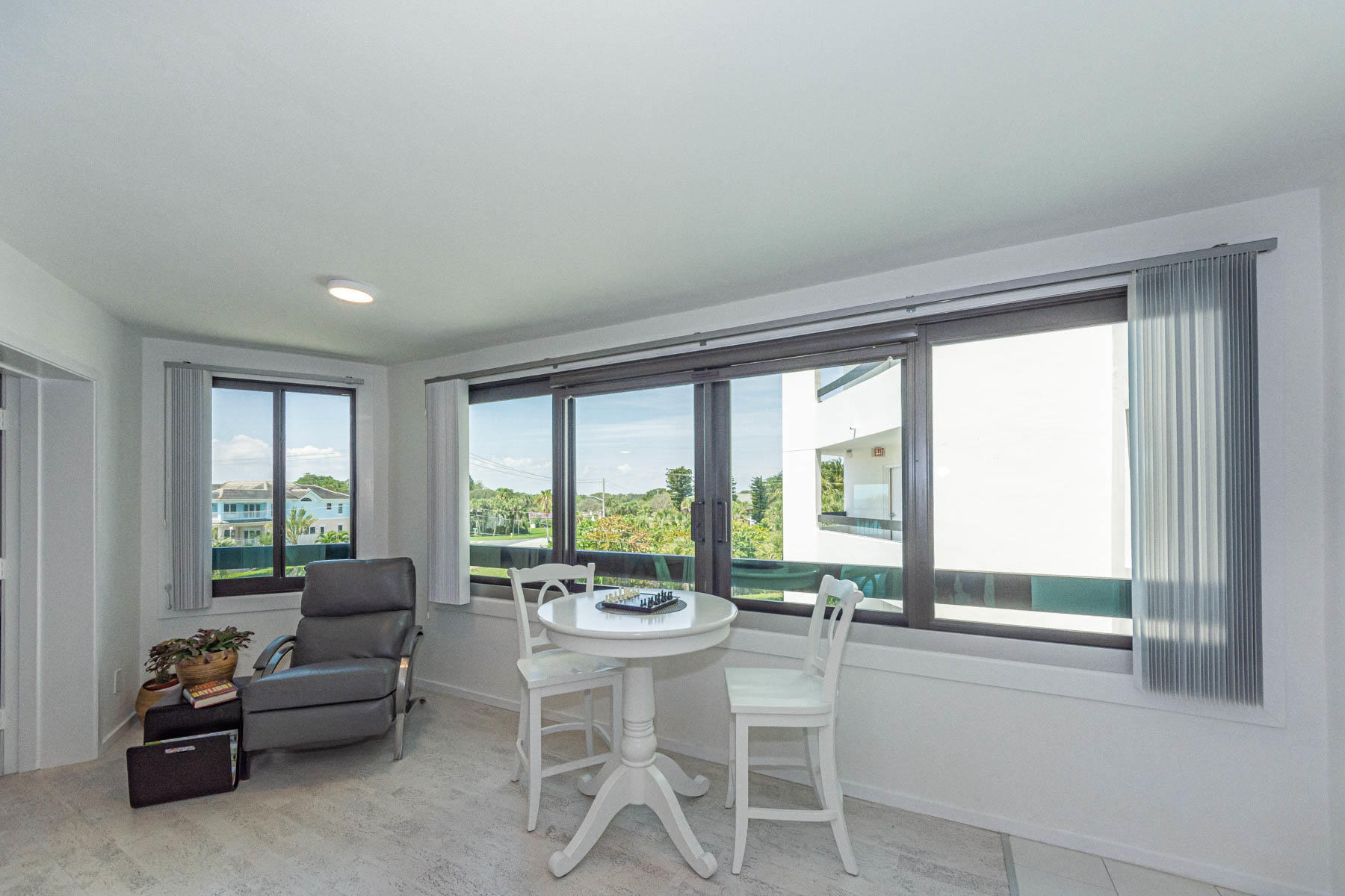 4101 Ocean Drive, Unit 3 Vero Beach, FL 32963 - Photo 18 of 52 21