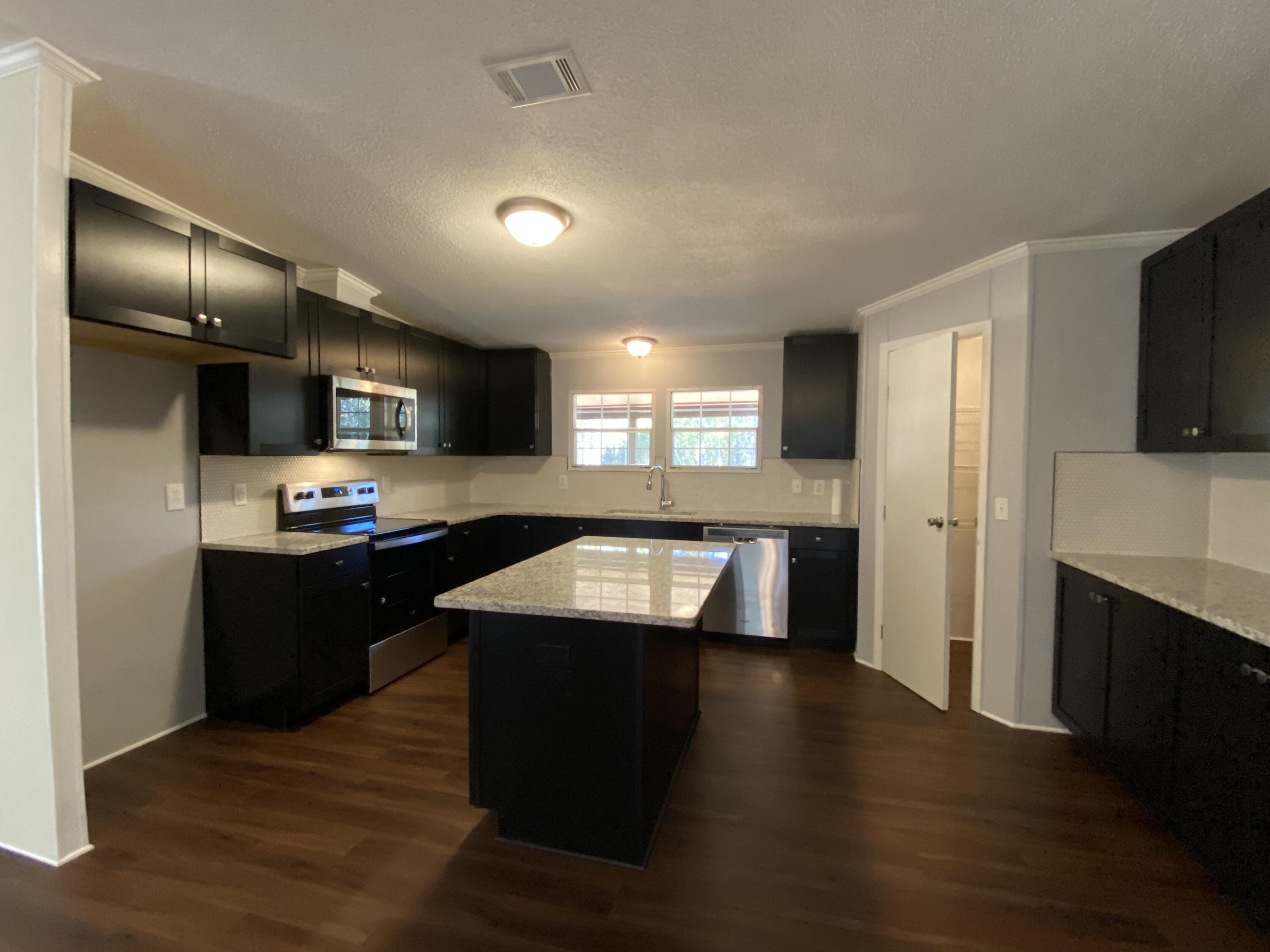 724 Grovers Road Windsor, SC 29856 - Photo 4 of 42