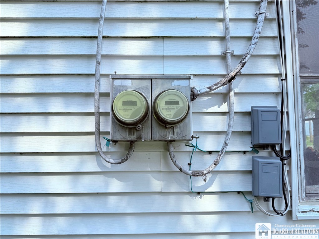 447 Hoyt Street Dunkirk, NY 14048 - Photo 11 of 23