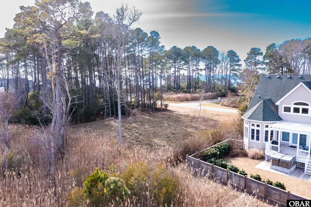 $184,900 | 269 Kilmarlic Club Drive, Powells Point, NC 27966