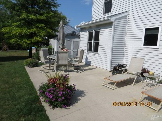 1948 Hawk Spring Court Huntington, IN 46750 - Photo 11 of 21 Gallery Image 11