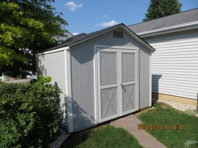 1948 Hawk Spring Court Huntington, IN 46750 - Photo 12 of 21 Gallery Image 12