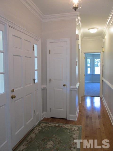 100 Skylark Way Raleigh, NC 27615 - Photo 3 of 25 Gallery Image 3