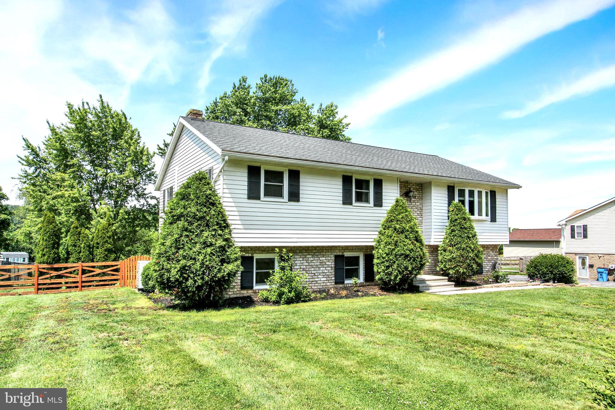 1067 Pine Grove Road Hanover, PA 17331 - Photo 3 of 27