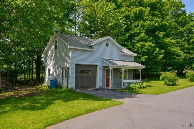 $364,900 | 131 Pleasant Valley Road, Hammond, NY 13646