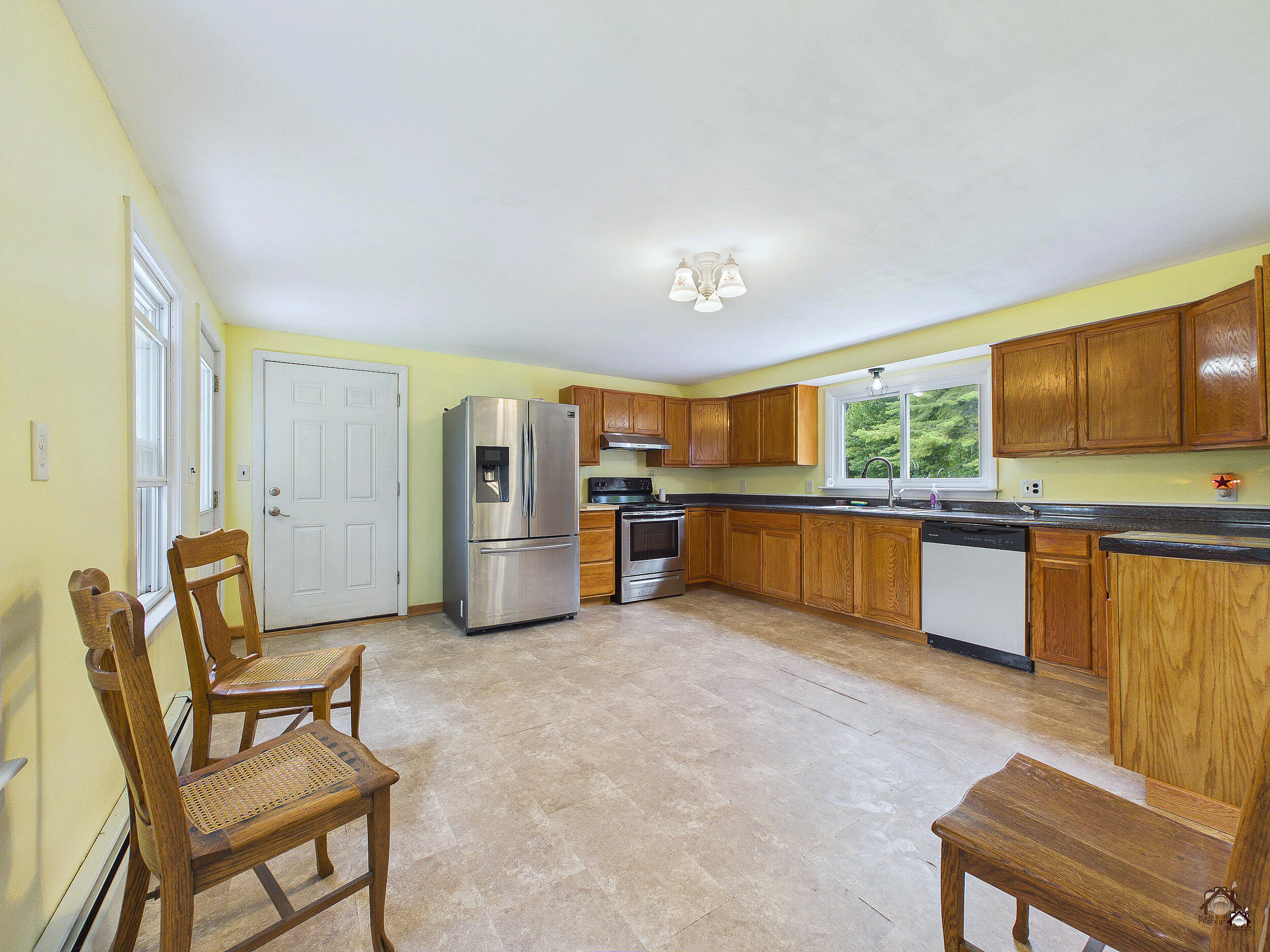 207 Pleasant Street Mechanic Falls, ME 04256 - Photo 11 of 36 160-LP-111