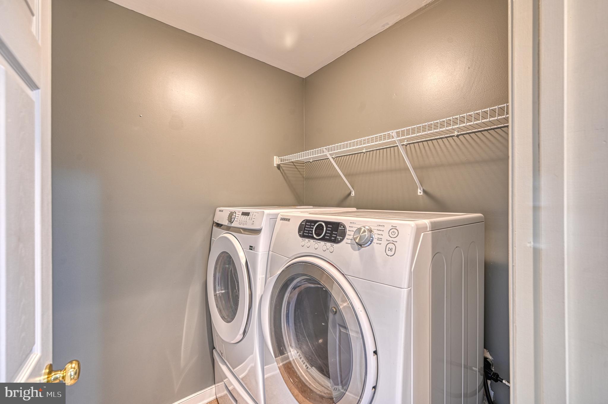 343 Cardinal Road Louisa, VA 23093 - Photo 29 of 48 a utility room with dryer and washer