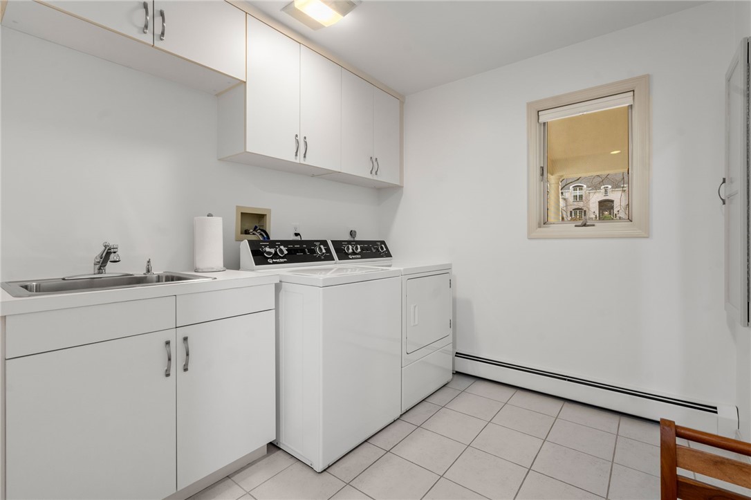 7 Oak Tree Lane Cranston, RI 02920 - Photo 13 of 32 First Floor