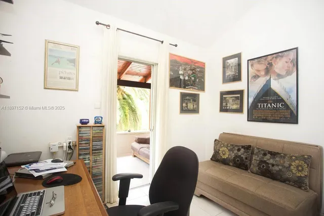 $2,155,000 | 10 Hapiyyus, Fort Wayne, IL 46814