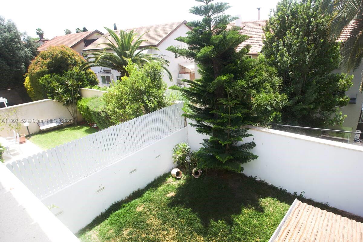 10 Hapiyyus Fort Wayne, IL 46814 - Photo 3 of 31