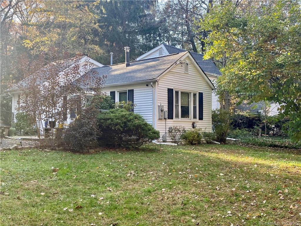 204 Middle River Road Danbury, CT 06811 - Photo 1 of 1 front of house