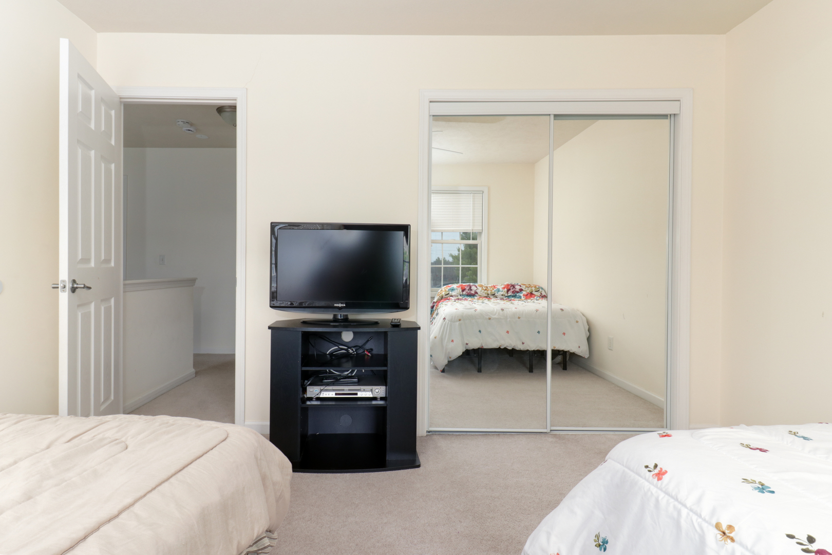 1102 Whitaker Street Normal, IL 61761 - Photo 17 of 39 Gallery Image 17