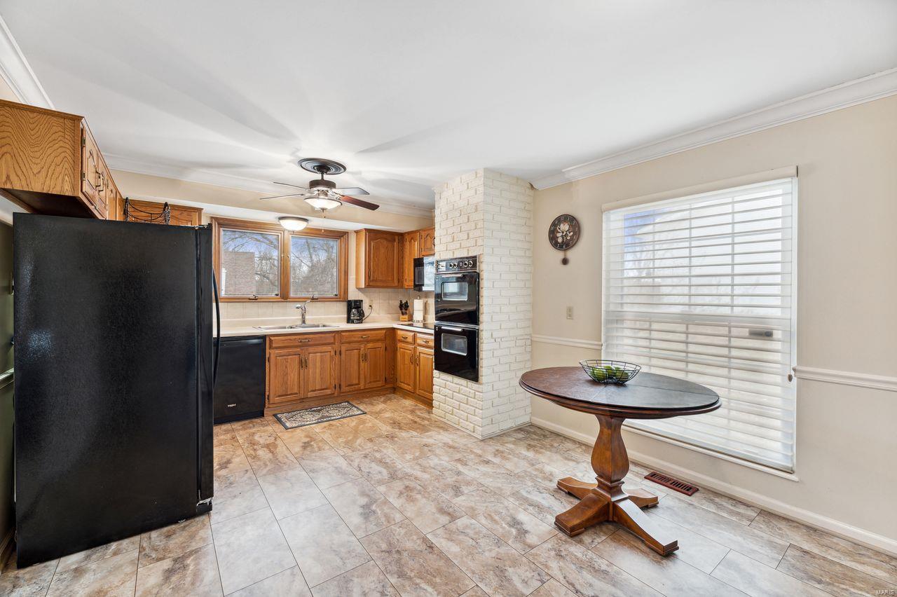 1209 Beaver Creek Road Chesterfield, MO 63017 - Photo 8 of 20 Gallery Image 8
