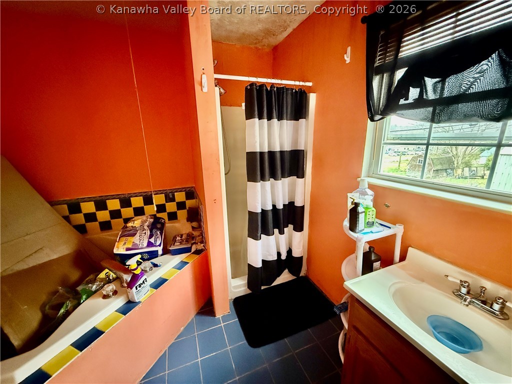 5017 A Elk River Road South, Unit A Elkview, WV 25071 - Photo 19 of 27 Gallery Image 19