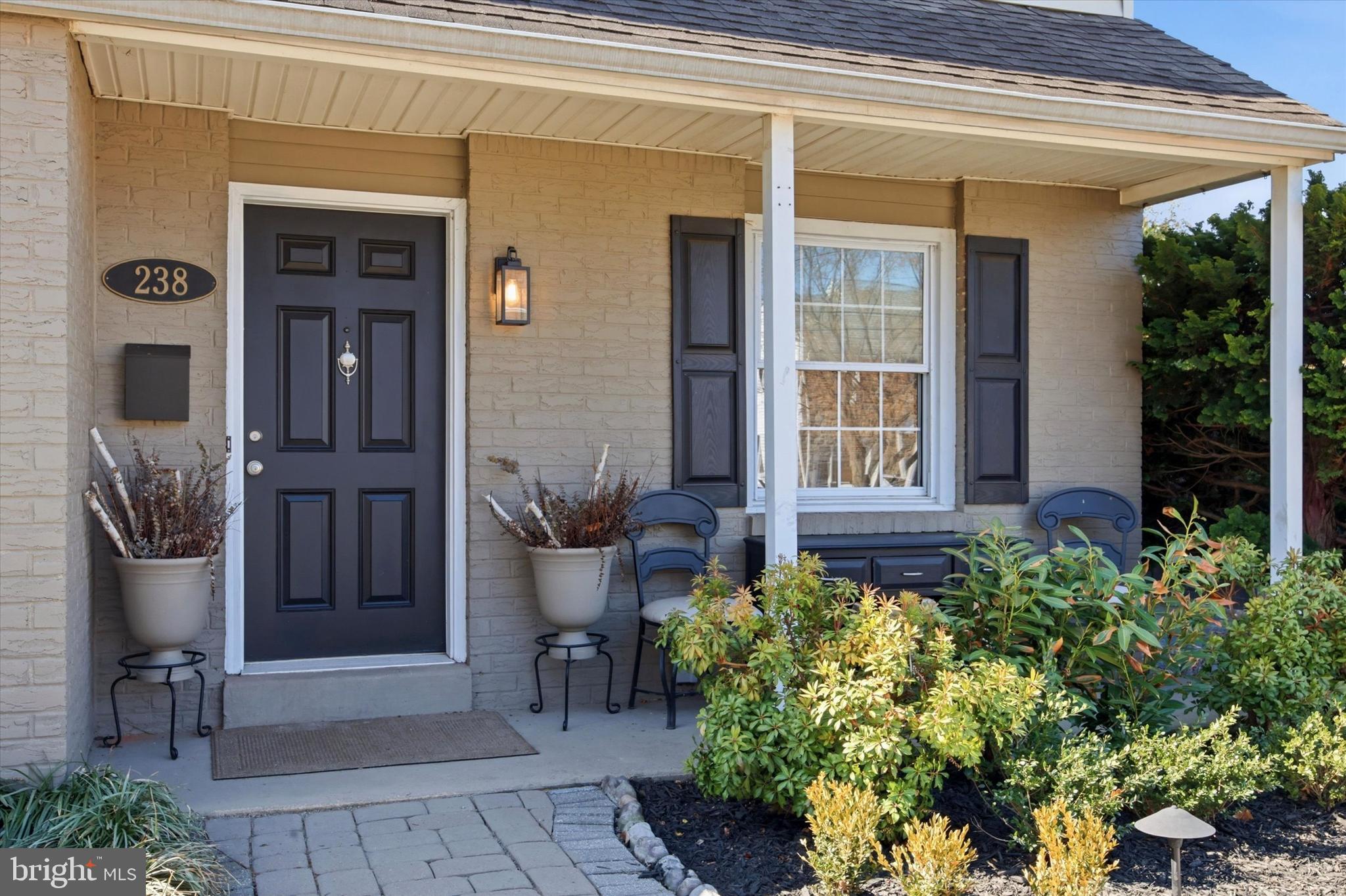 238 Alliston Road Springfield, PA 19064 - Photo 3 of 44