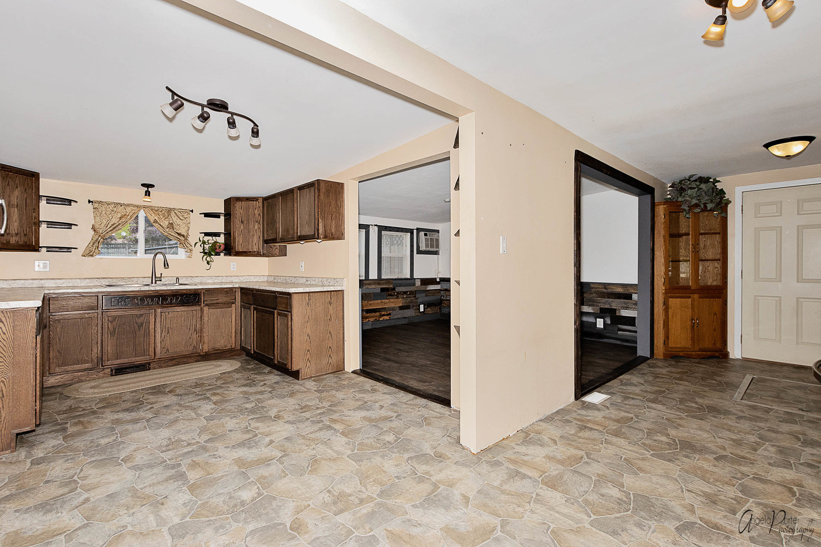 3705 Buchanan Road Johnsburg, IL 60051 - Photo 12 of 26 Gallery Image 12