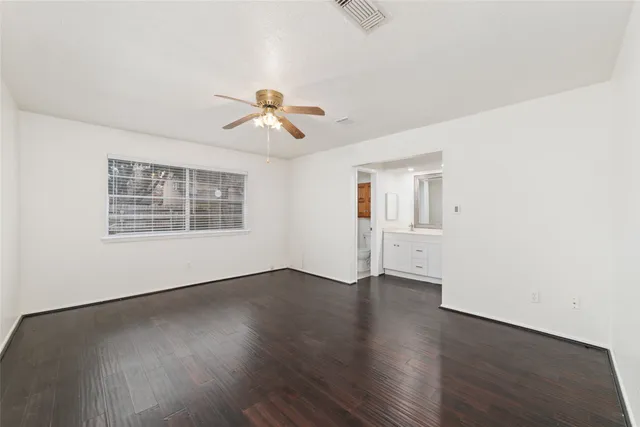 $1,800 | 10410 Rancho Bernardo Lane, Sugar Land, TX 77498