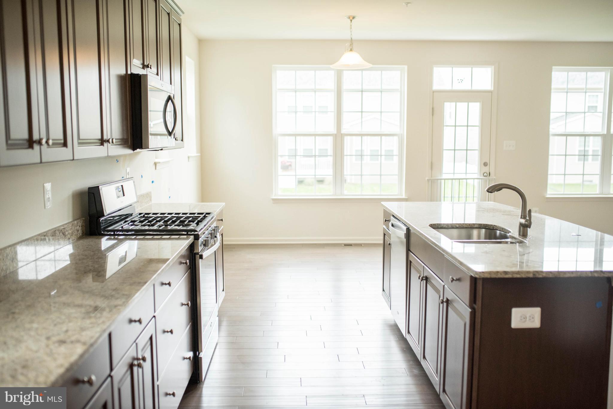 10548 Braddock Run Road Middle River, MD 21220 - Photo 4 of 14 Kitchen