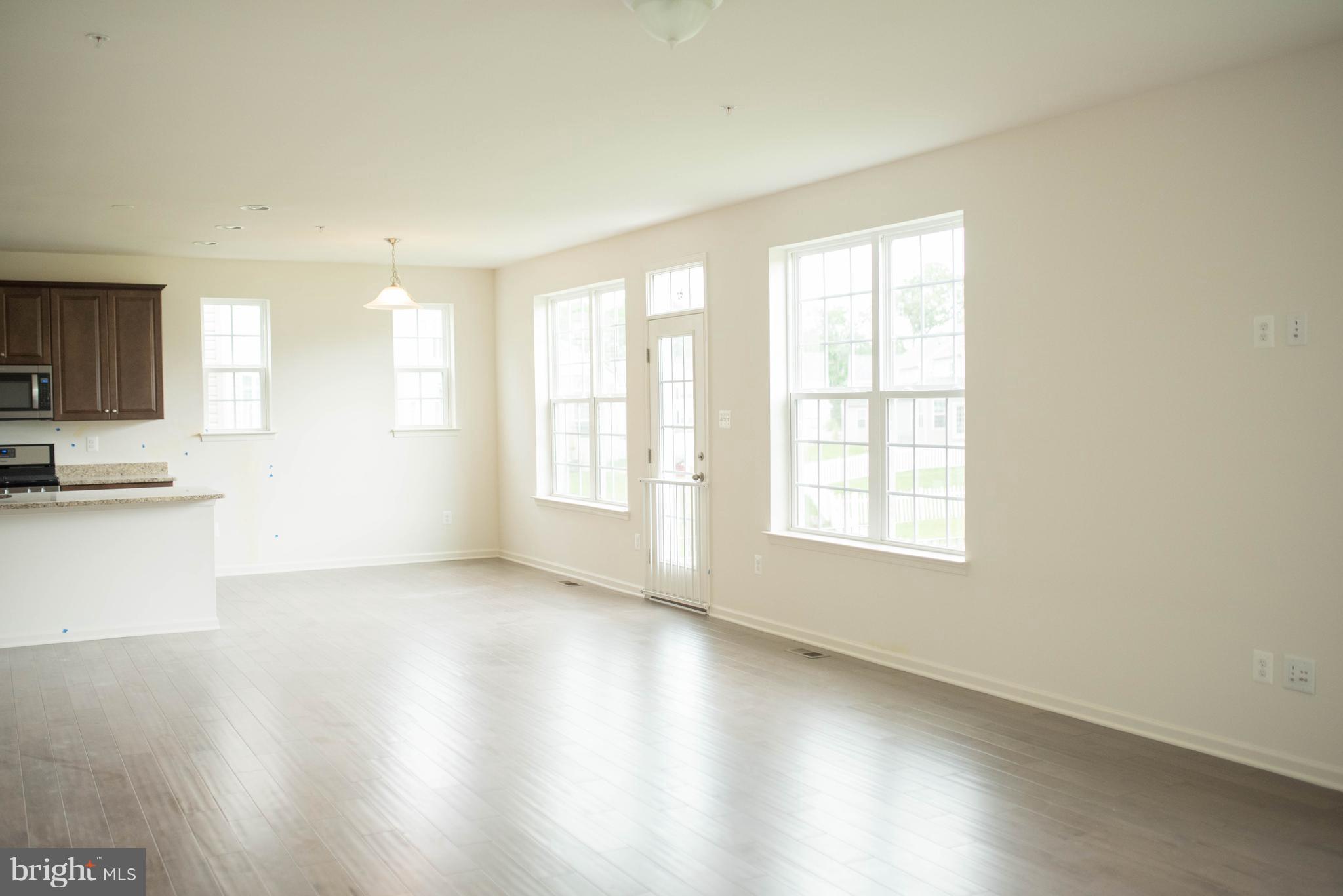 10548 Braddock Run Road Middle River, MD 21220 - Photo 5 of 14 Kitchen