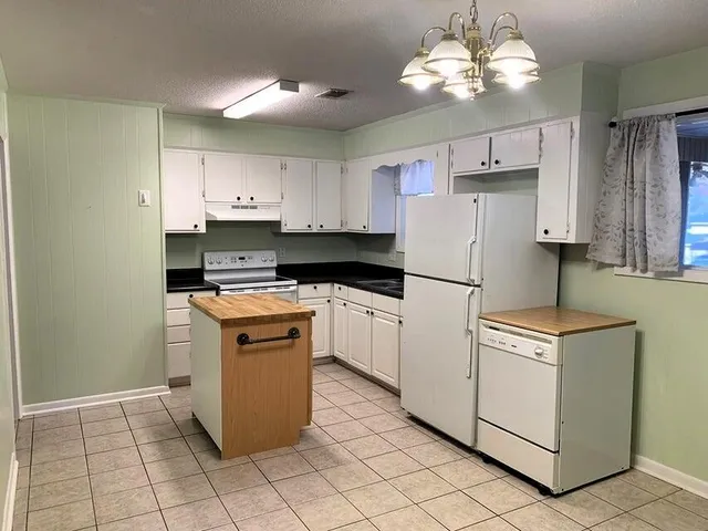 $1,600 | 350 Westmont Drive, Augusta, GA 30907