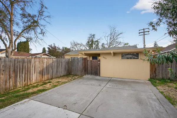 $384,000 | 3932 Whitney Avenue, Sacramento, CA 95821