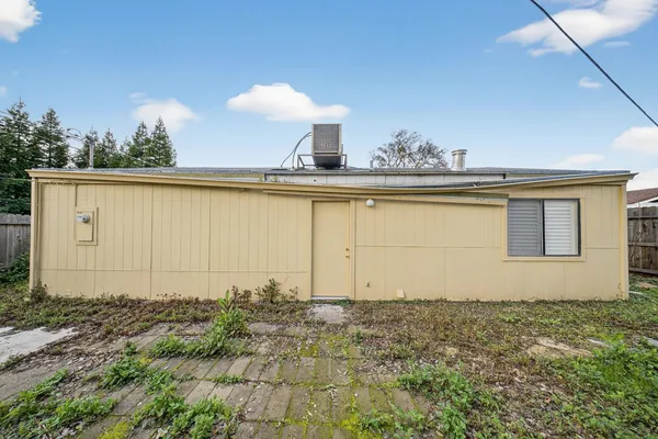 $384,000 | 3932 Whitney Avenue, Sacramento, CA 95821