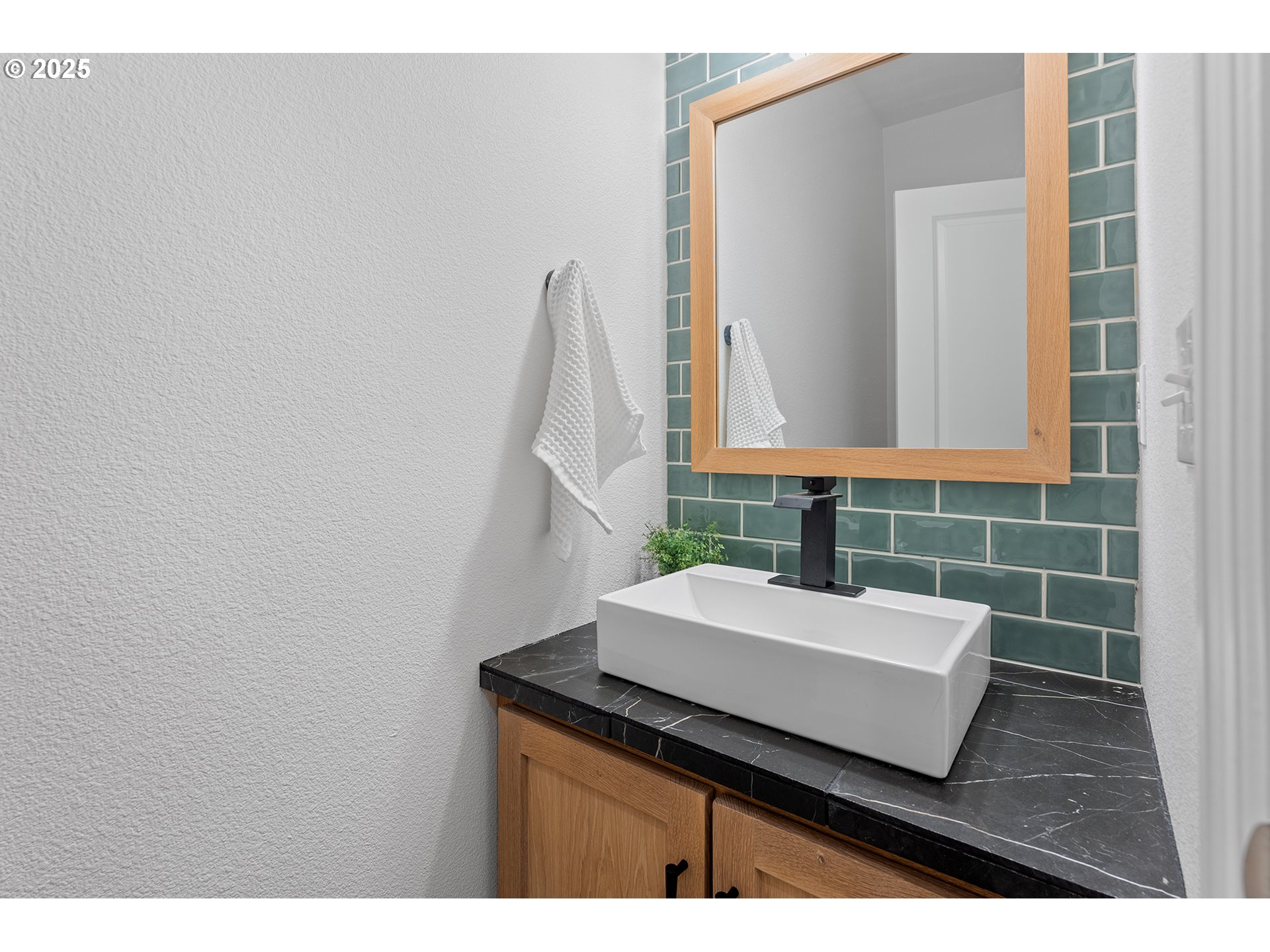 8550 Southwest Schmidt Loop Portland, OR 97224 - Photo 29 of 38 Gallery Image 29