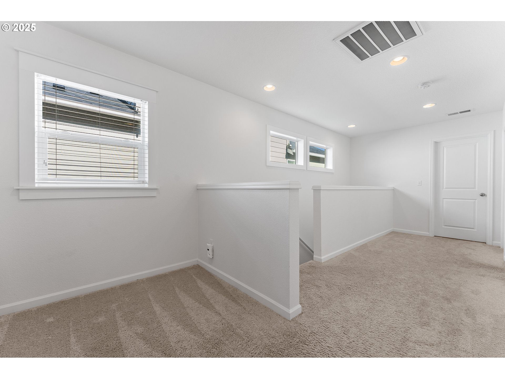 8550 Southwest Schmidt Loop Portland, OR 97224 - Photo 33 of 38 Gallery Image 33