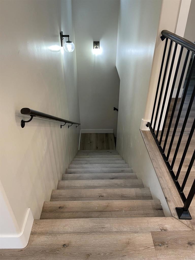 8545 Lemon Avenue, Unit 1 La Mesa, CA 91941 - Photo 23 of 28 a view of entryway