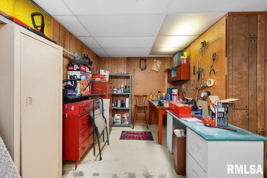 513 12th Avenue Hampton, IL 61256 - Photo 21 of 35 a view of storage and utility room