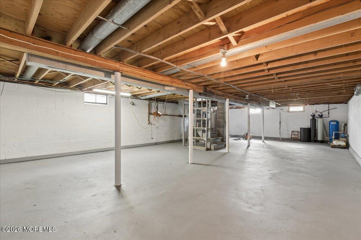 355 Toms River Road Jackson, NJ 08527 - Photo 16 of 21 a view of empty room