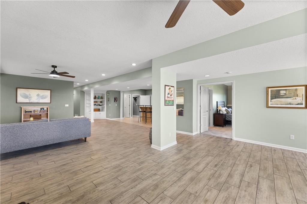 28265 Overbrook Road Paola, KS 66071 - Photo 41 of 70
