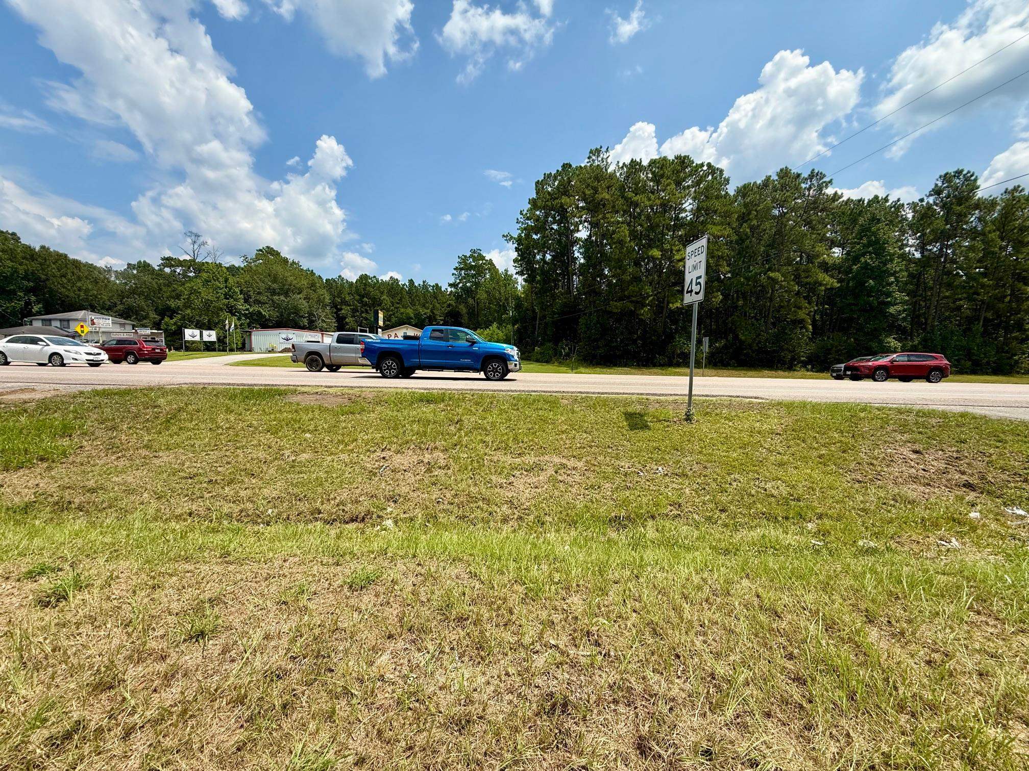 1017 North Main Street Lumberton, TX 77657 - Photo 3 of 5