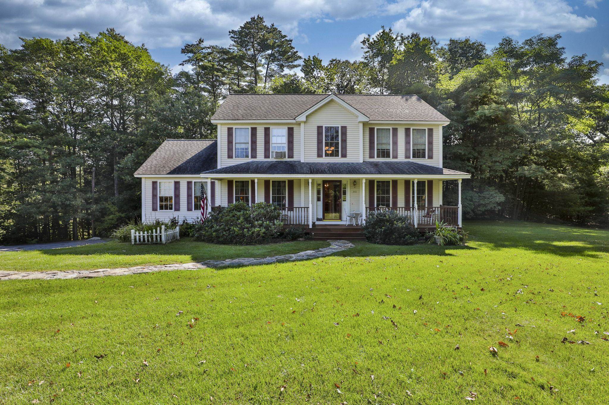 340 Tirrell Hill Road Goffstown, NH 03045 - Photo 2 of 40