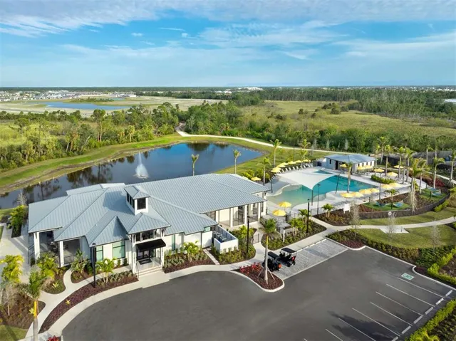 $595,000 | 11982 Starbright Drive, Venice, FL 34293