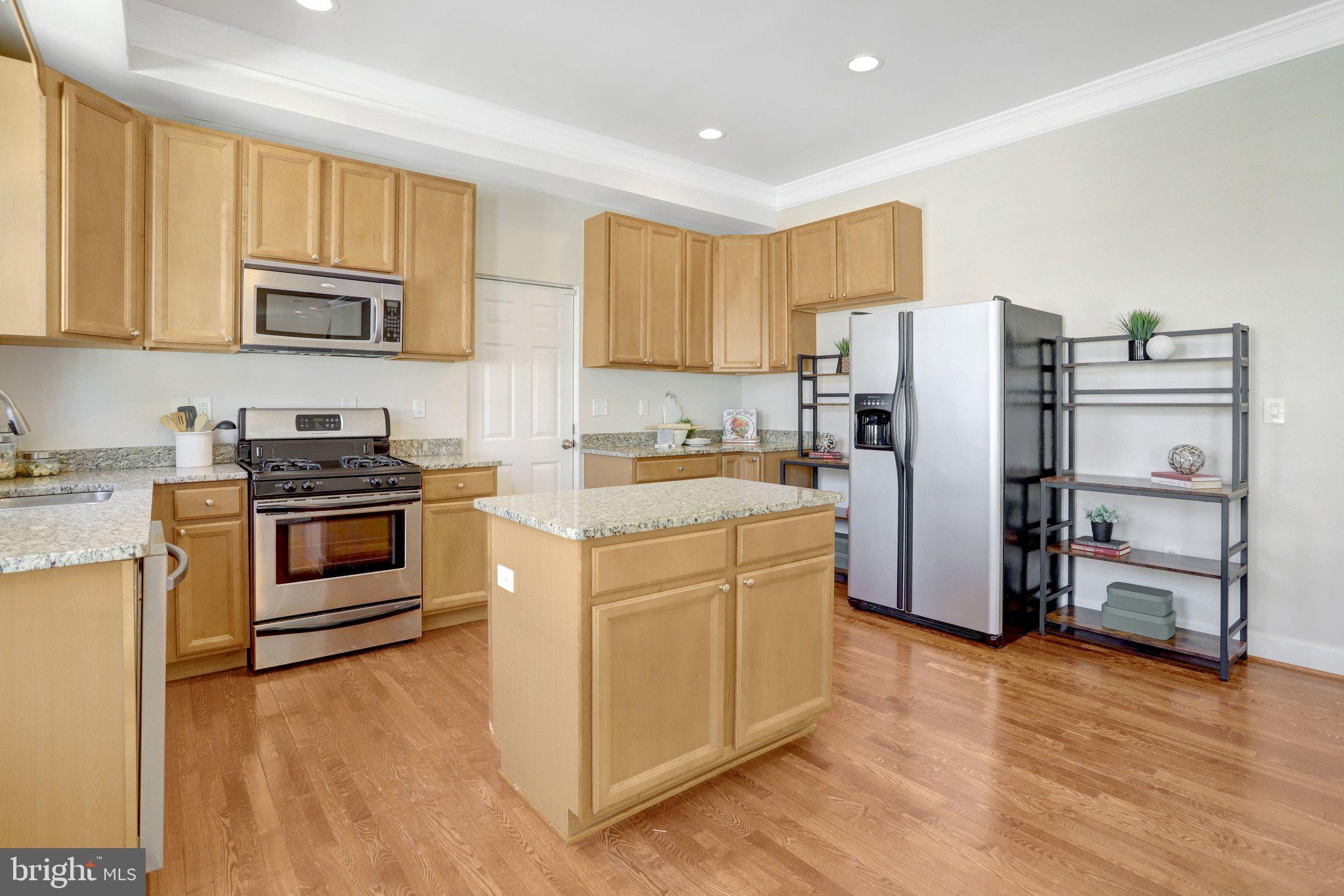 6 East Reed Avenue Alexandria, VA 22305 - Photo 12 of 46 Gallery Image 12