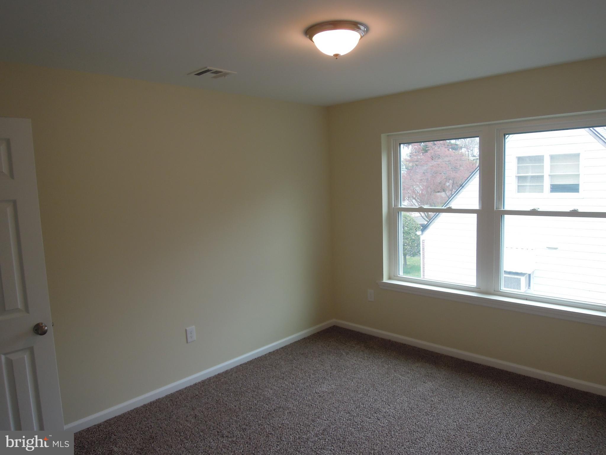 540 Klockner Road Hamilton, NJ 08619 - Photo 16 of 49