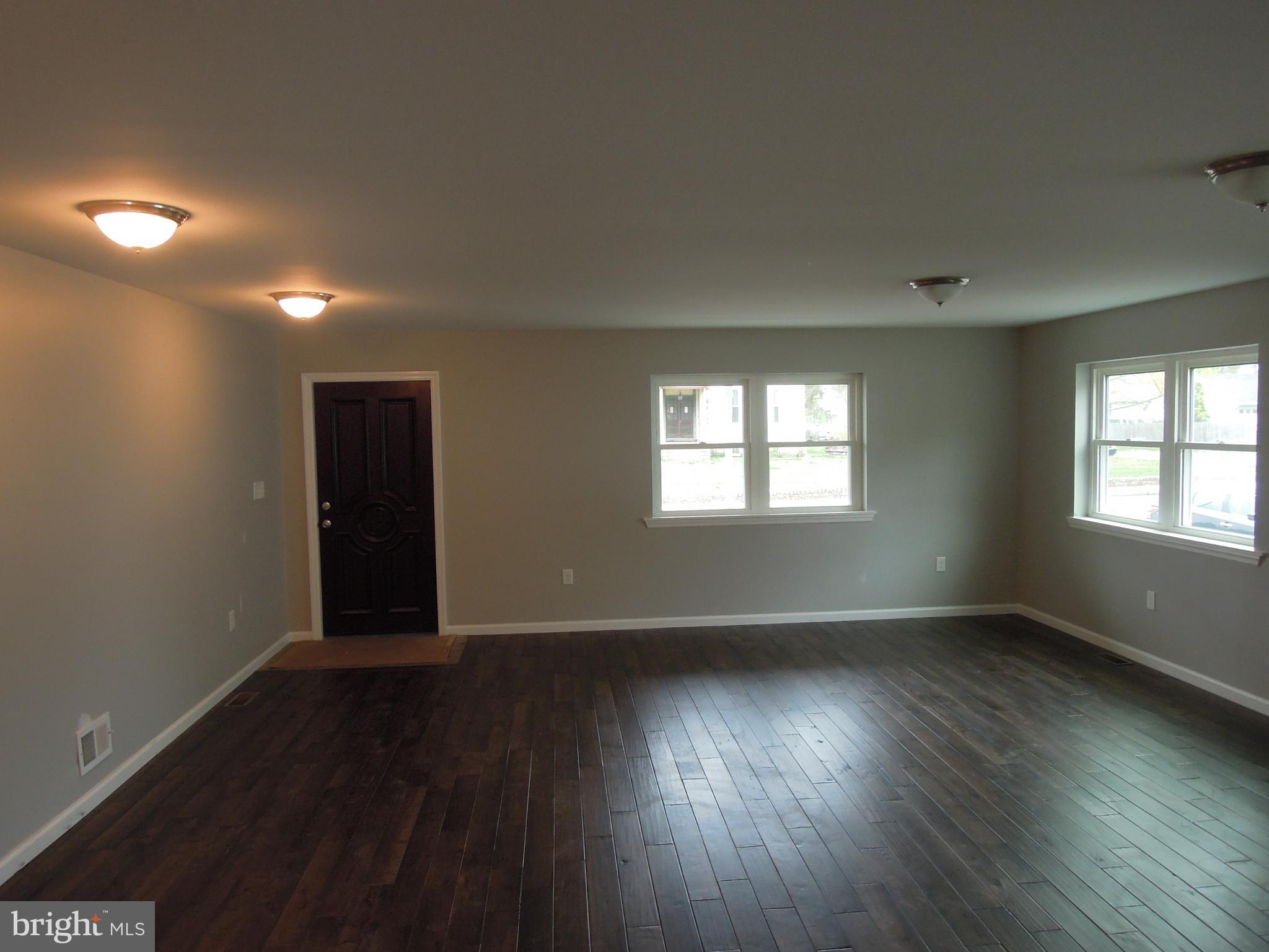 540 Klockner Road Hamilton, NJ 08619 - Photo 6 of 49
