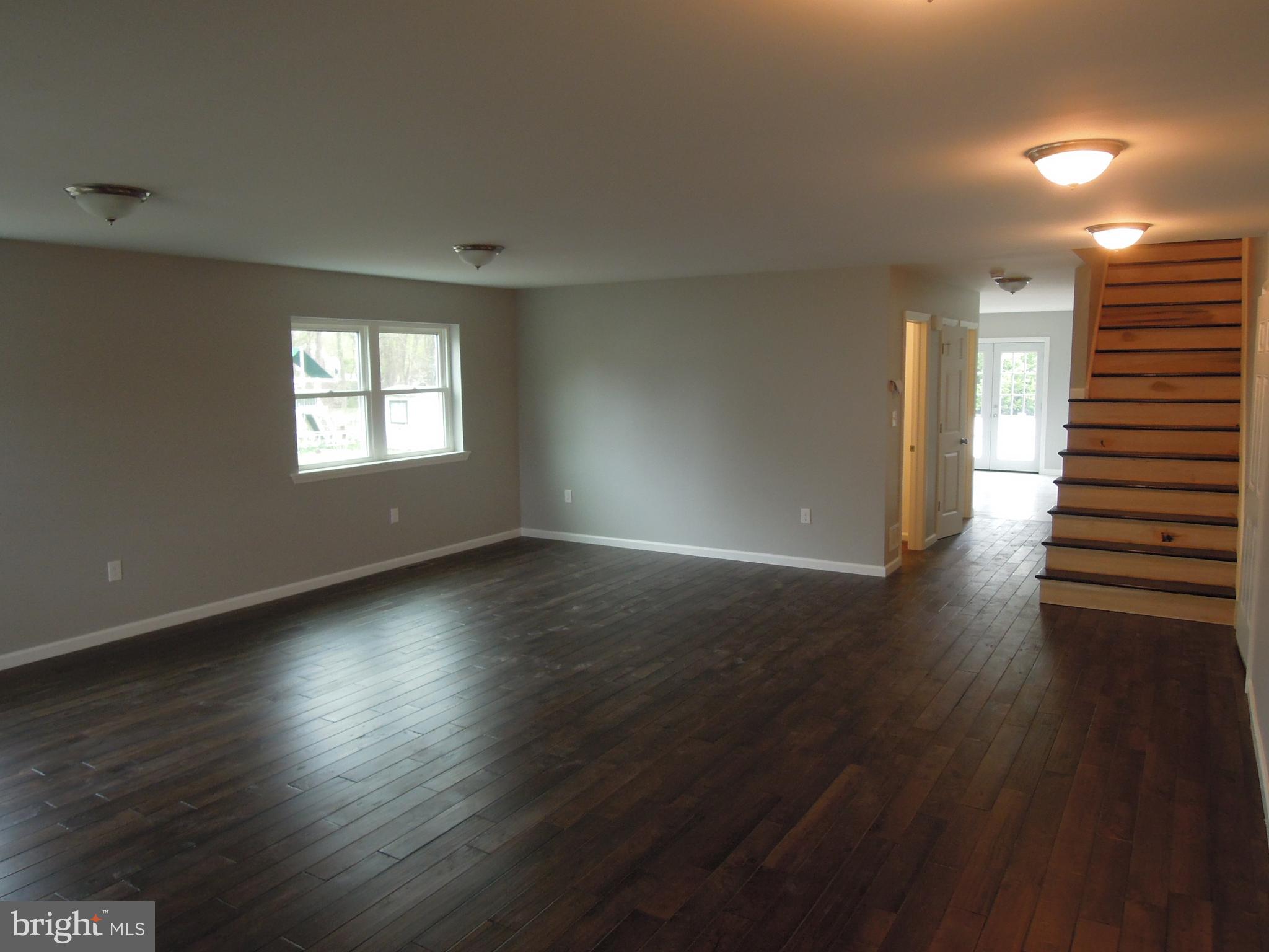 540 Klockner Road Hamilton, NJ 08619 - Photo 7 of 49