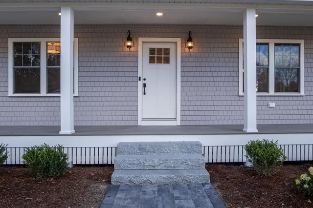 $899,900 | 5 Sassamon Street, Canton, MA 02021