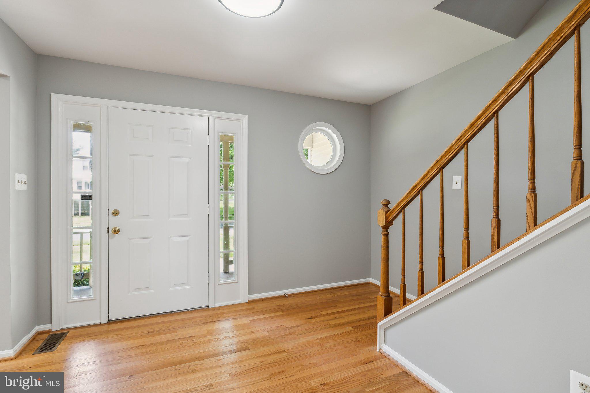 8711 Bell Tower Drive Gaithersburg, MD 20879 - Photo 3 of 43