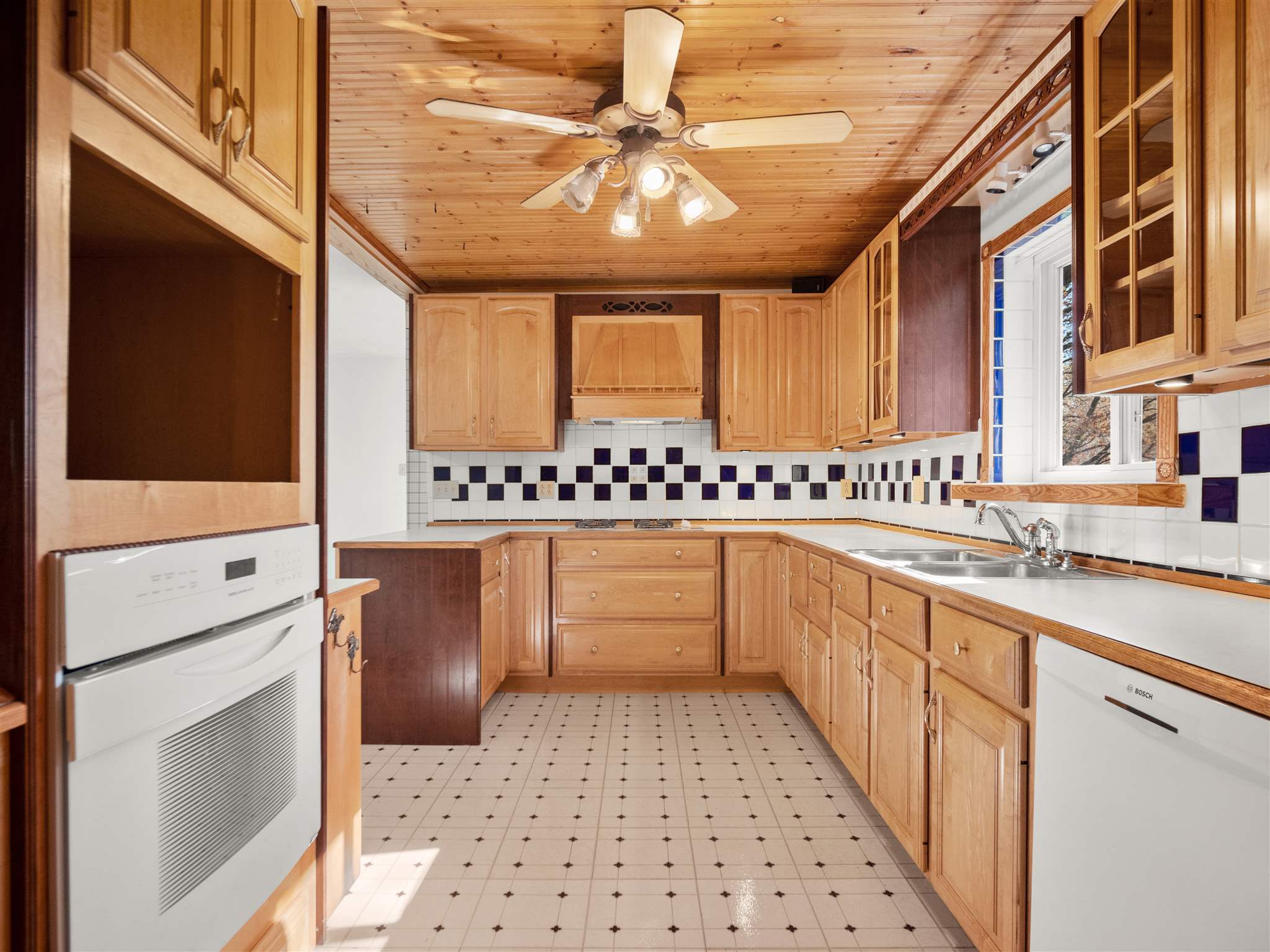 7624 Maysville Road Fort Wayne, IN 46815 - Photo 11 of 36 Gallery Image 11