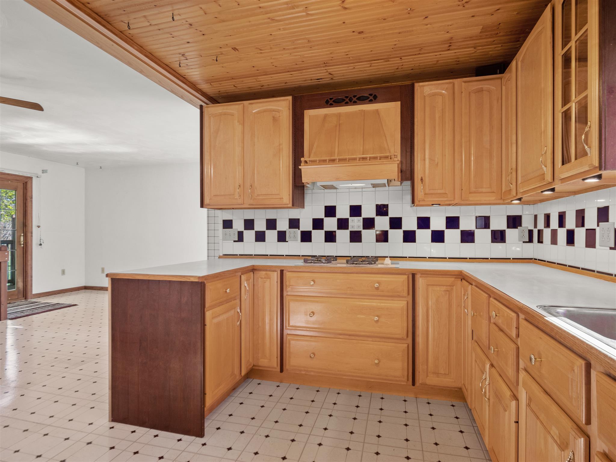 7624 Maysville Road Fort Wayne, IN 46815 - Photo 12 of 36 Gallery Image 12