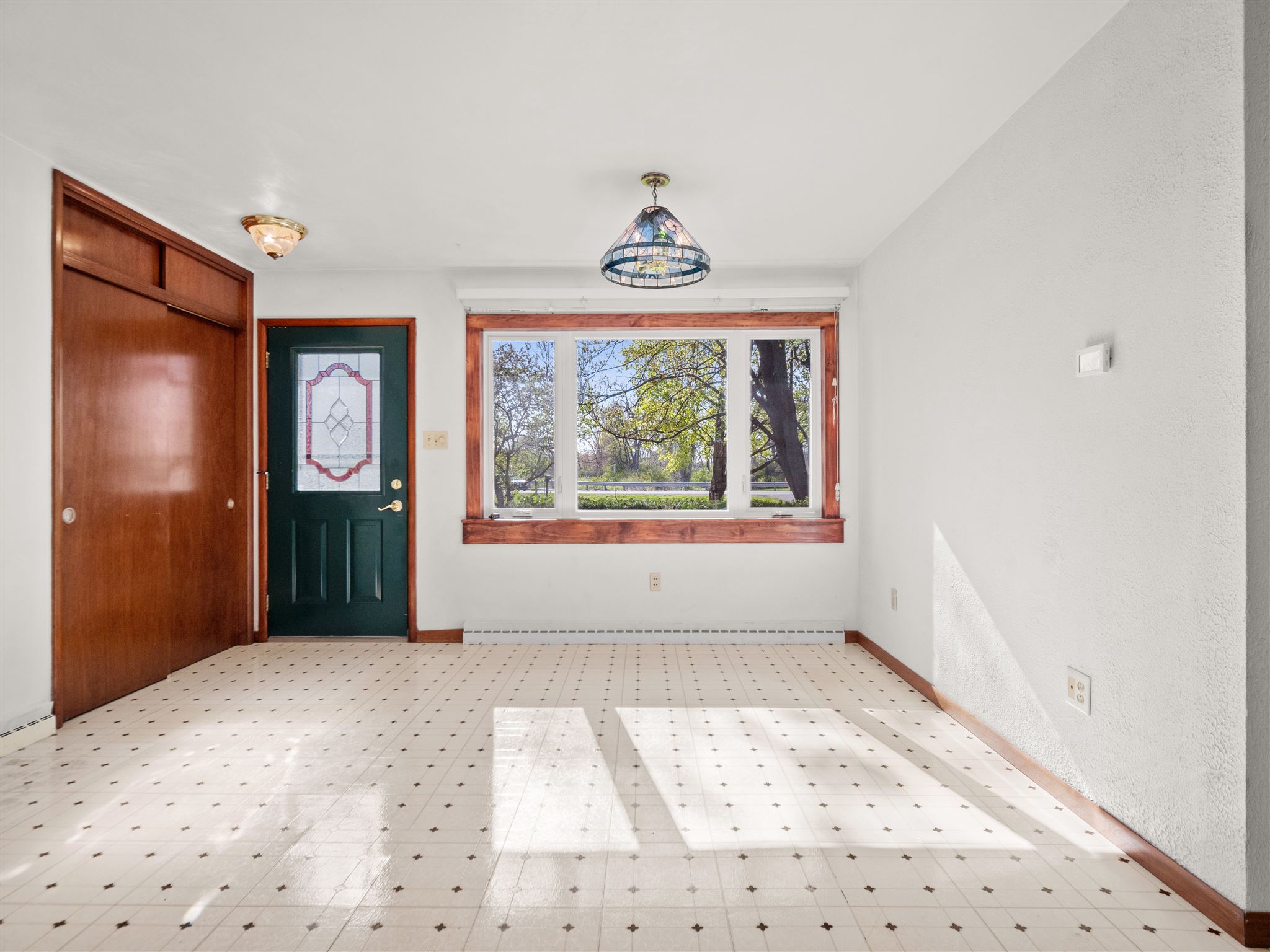 7624 Maysville Road Fort Wayne, IN 46815 - Photo 8 of 36 Gallery Image 8