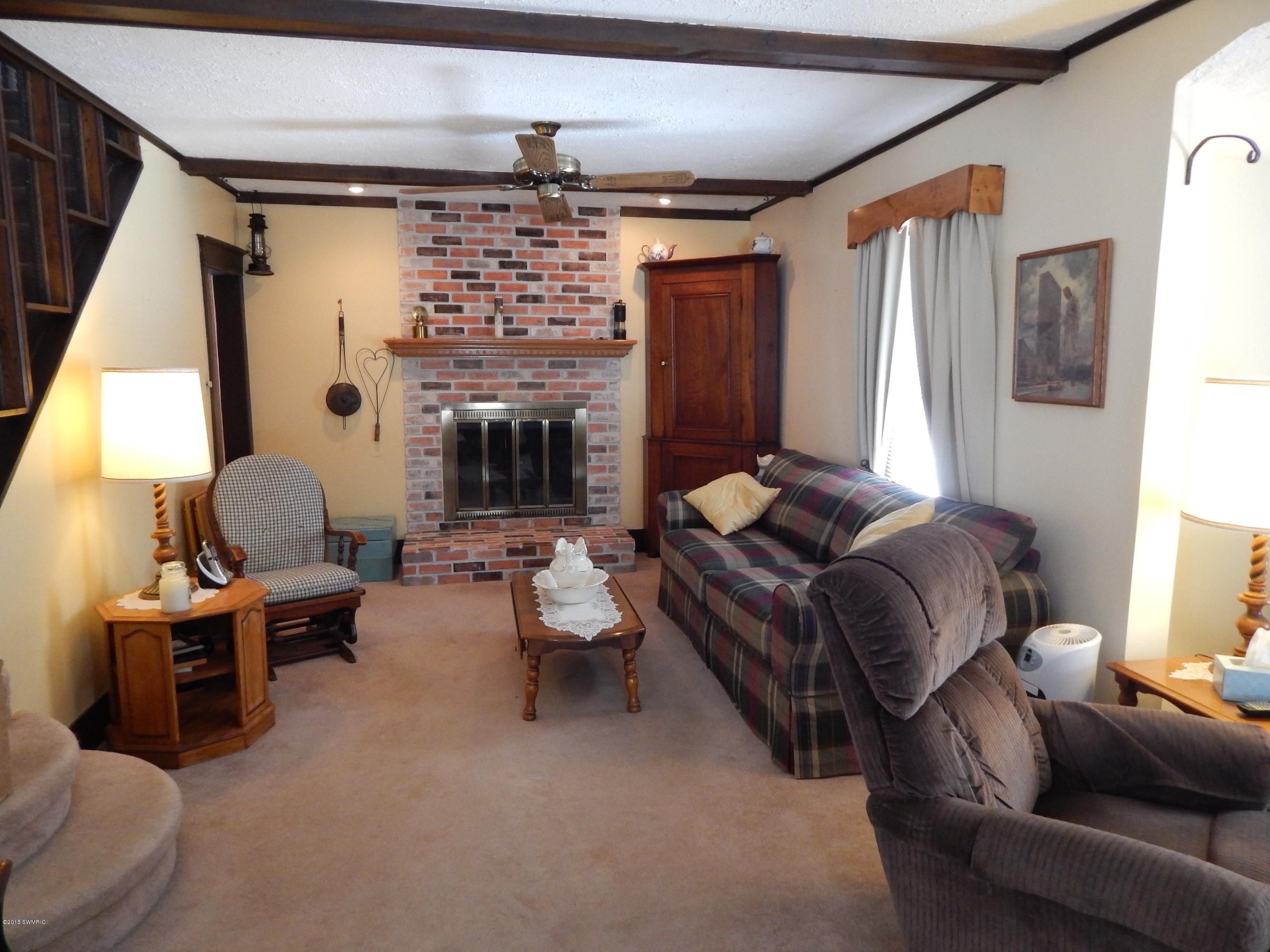 8413 Chapel Road Niles, MI 49120 - Photo 14 of 43 DSCN2649