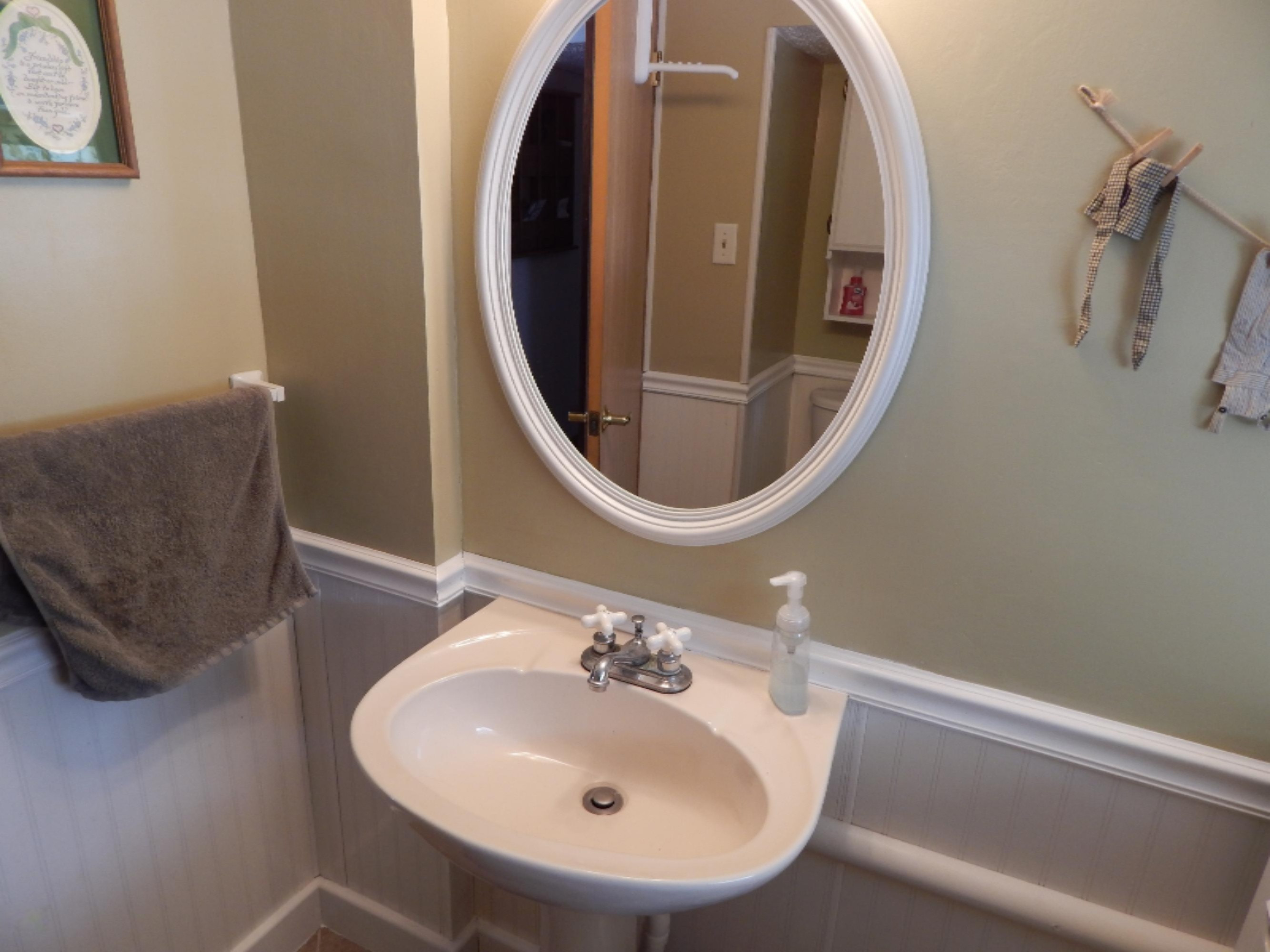 8413 Chapel Road Niles, MI 49120 - Photo 28 of 43 Main floor 1/2 bath 1