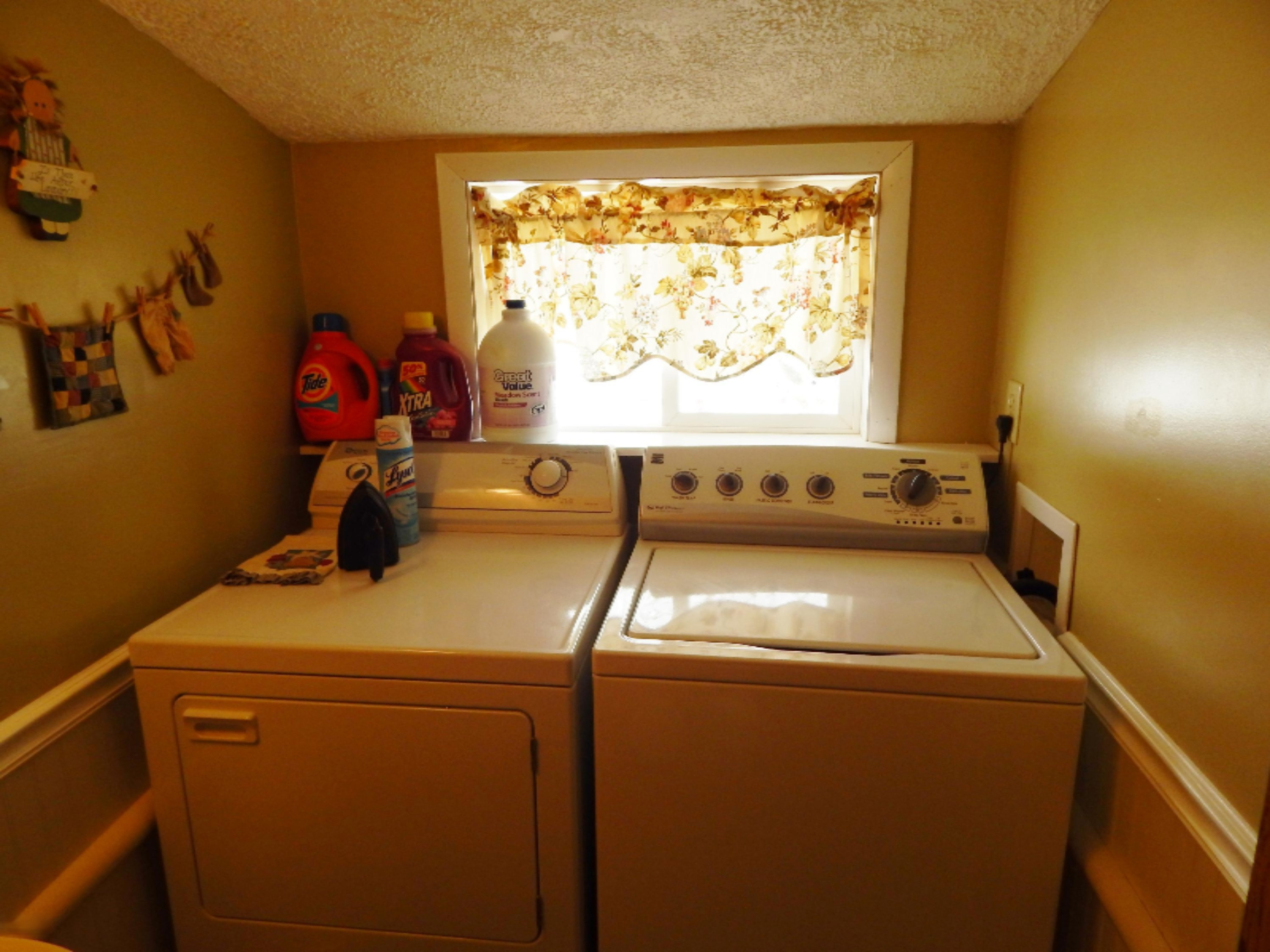8413 Chapel Road Niles, MI 49120 - Photo 30 of 43 Main floor laundry