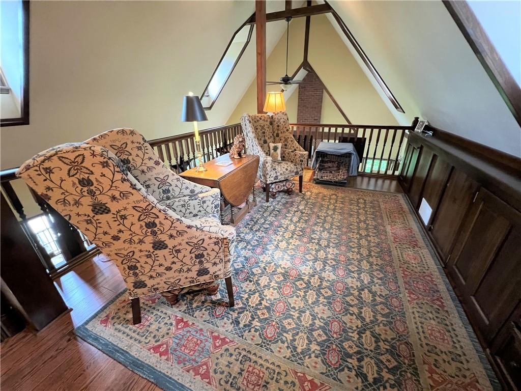 1673 Methodist Road Greenville, PA 16125 - Photo 13 of 25 a living room with furniture